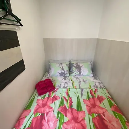 Holiday home Уютный Домик На Французском Бульваре