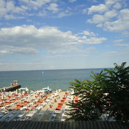 Holiday home Уютный Домик На Французском Бульваре Odesa